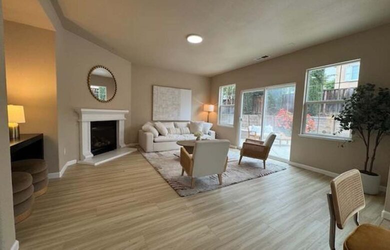118 E Heritage Dr, Mountain House, CA 95391