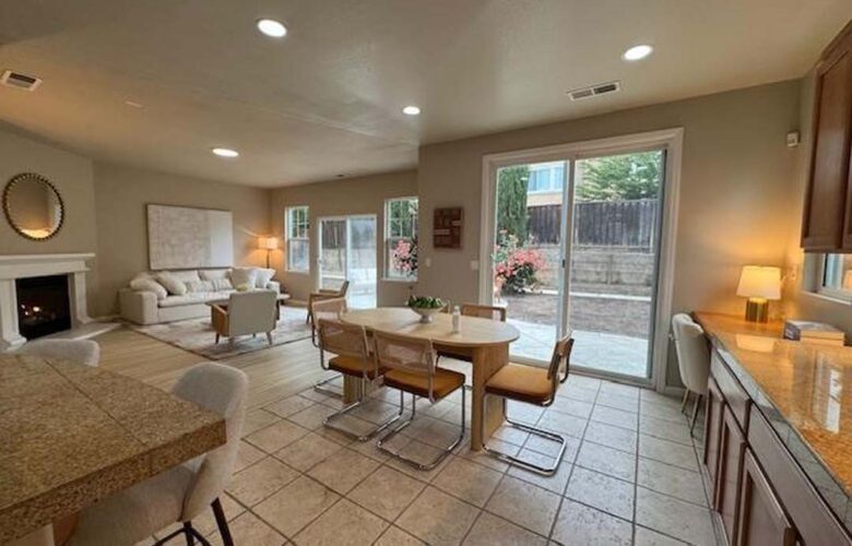 118 E Heritage Dr, Mountain House, CA 95391